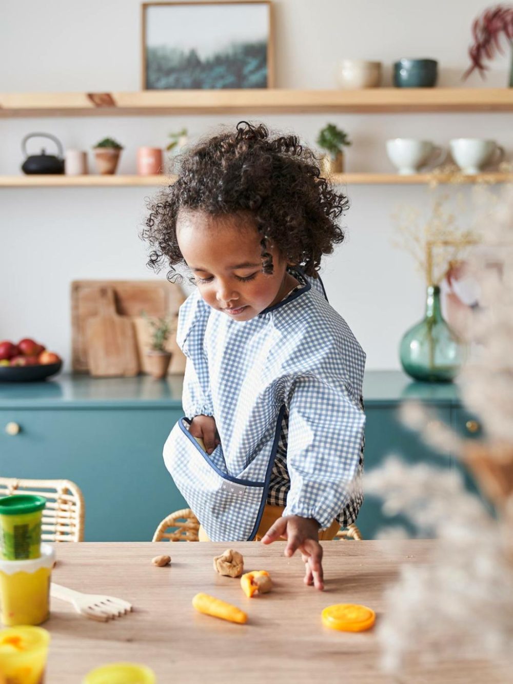 Smock-Like Bib With Long Sleeves Arts & Crafts Blue Checks